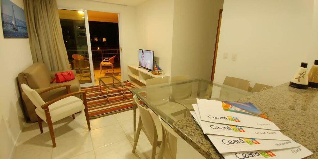 Porto Beach Ao Lado Do Beach Park E A 200M Da Praia De Porto Das Dunas Акуираз Екстериор снимка